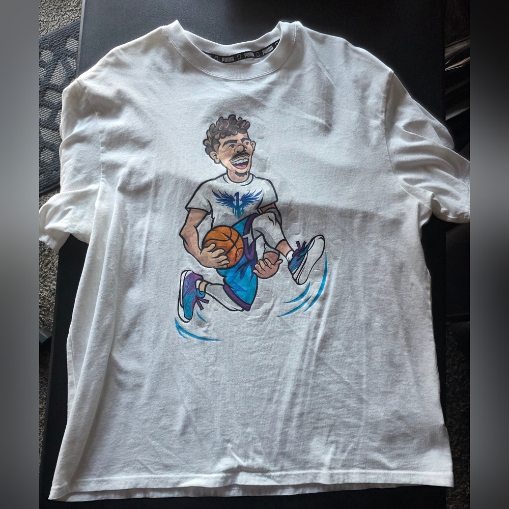 Liked new Mens size Large Puma LaMelo Ball  tshirt